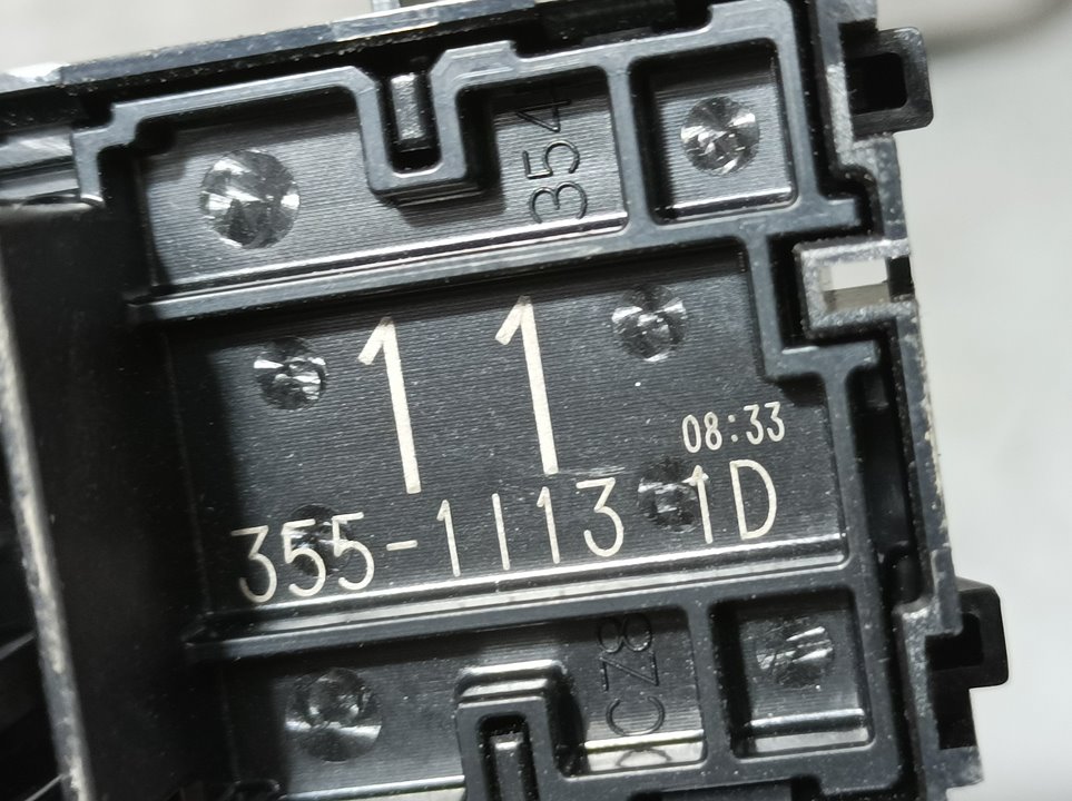 Mando Elevalunas Delantero Derecho para Toyota Corolla (E21)