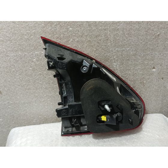 Piloto Trasero Derecho Para Peugeot 2008
