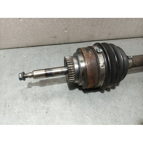 Transmision Delantera Izquierda Para Ssangyong Actyon