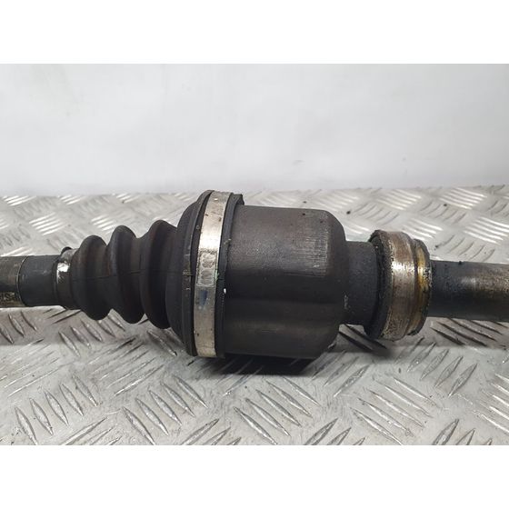 Transmision Delantera Derecha Para Peugeot 3008