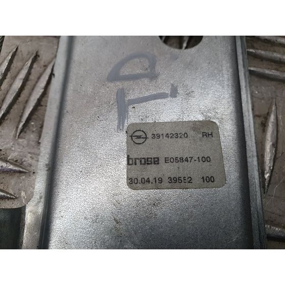 Elevalunas Trasero Derecho Para Opel Astra K Lim. 5Türig
