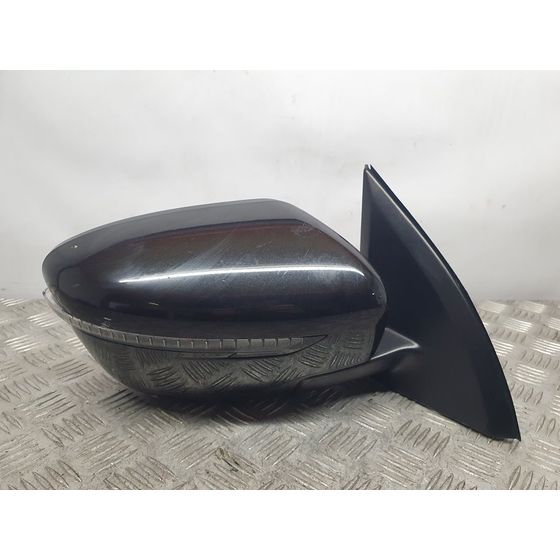Retrovisor Derecho para Nissan Qashqai (J11)