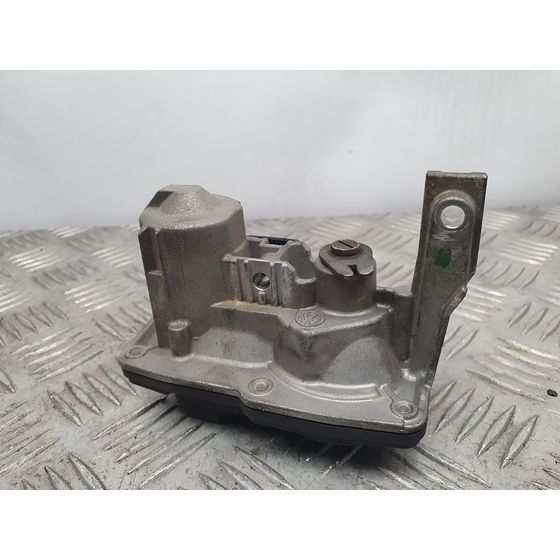Caja Mariposa Para Volkswagen Polo