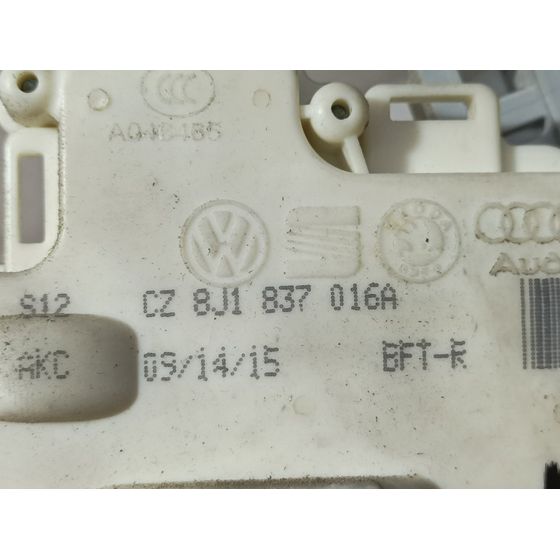 Cerradura Puerta Delantera Derecha Para Audi A4 Ber.