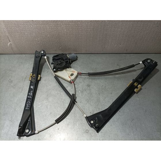 Elevalunas Delantero Derecho Para Volkswagen Polo