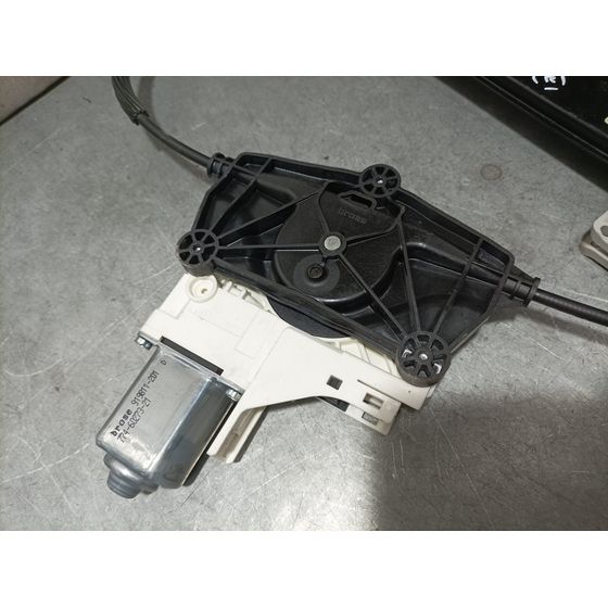 Elevalunas Trasero Derecho para Audi A4 Ber.