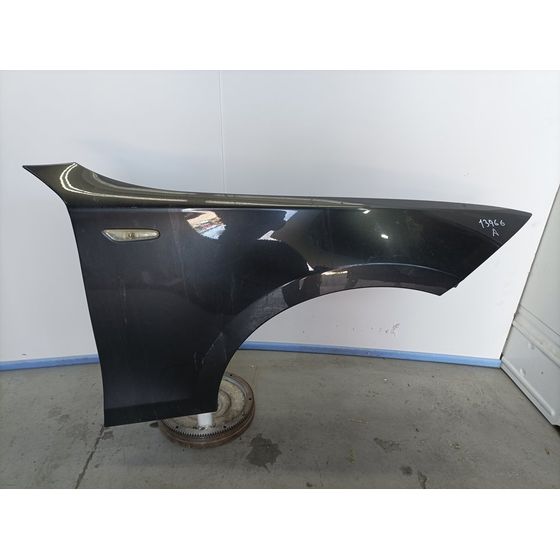 Aleta Delantera Derecha Para Bmw Serie 1 Berlina
