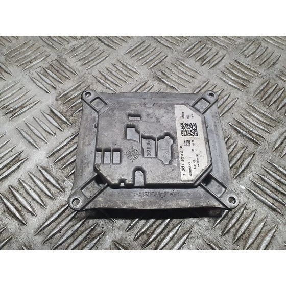 Centralita Faros Xenon Para Audi A4 Ber.