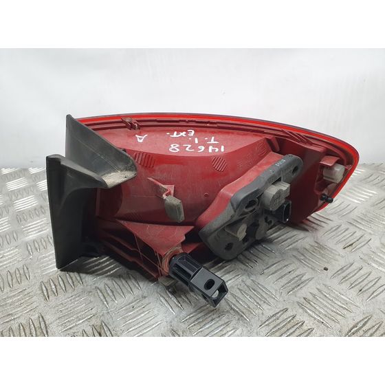 Piloto Trasero Izquierdo para Audi A4 Ber. (B8)