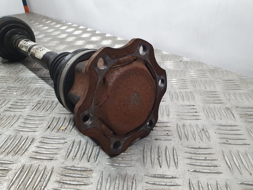 Transmision Delantera Izquierda Para Audi A4 Ber.