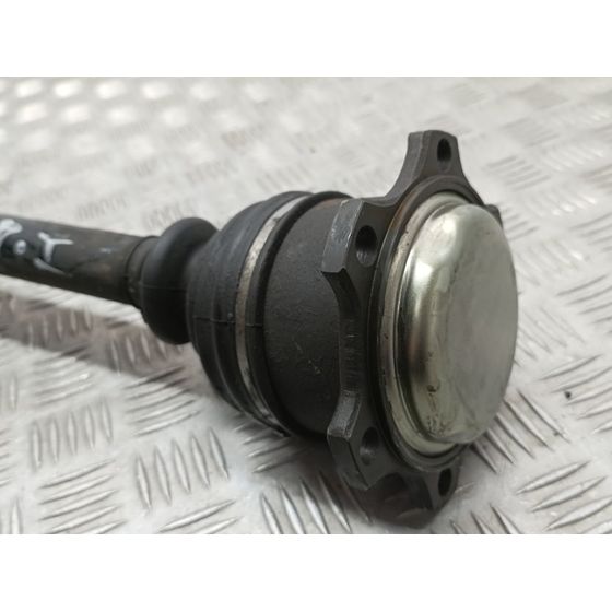 Transmision Delantera Izquierda para Audi S8