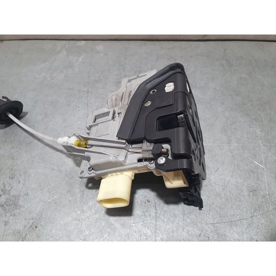 Cerradura Puerta Delantera Derecha Para Audi Q7