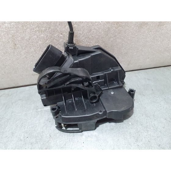 Cerradura Puerta Delantera Izquierda para Ford Focus Lim. (Cb8)