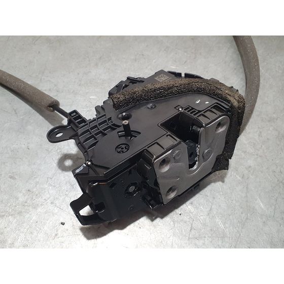 Cerradura Puerta Trasera Derecha Para Nissan Micra V