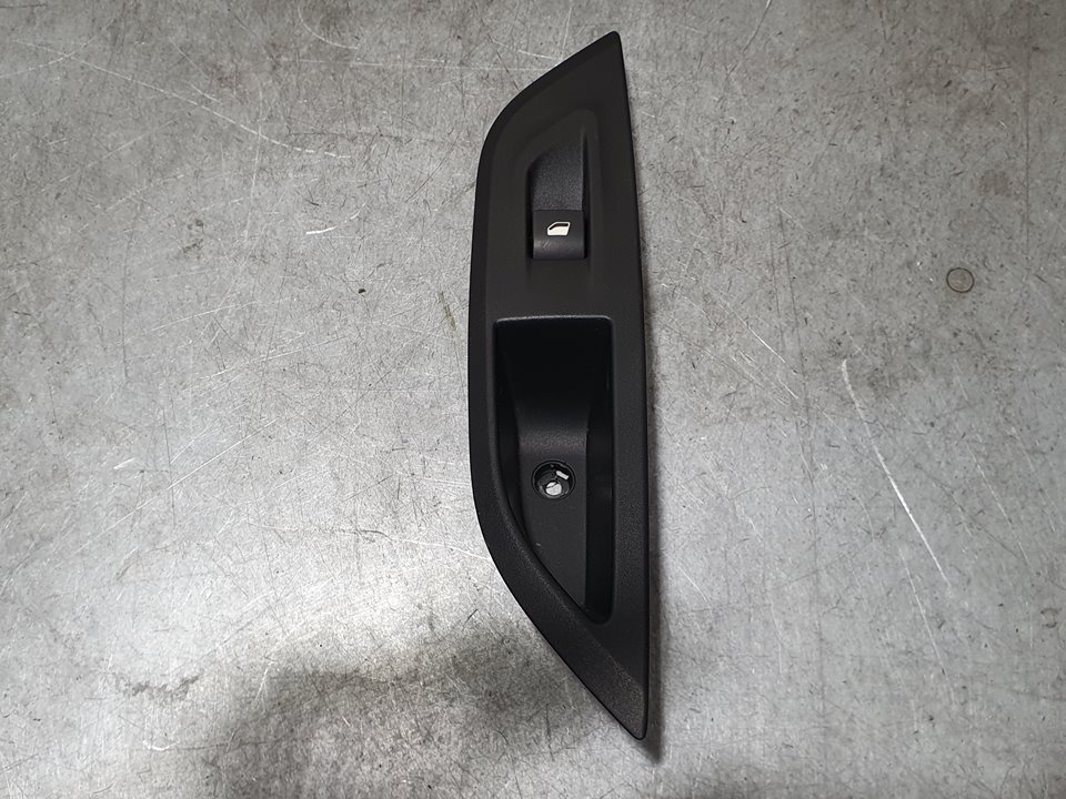 Mando Elevalunas Trasero Derecho Para Peugeot 2008