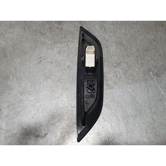 Mando Elevalunas Trasero Derecho Para Peugeot 2008