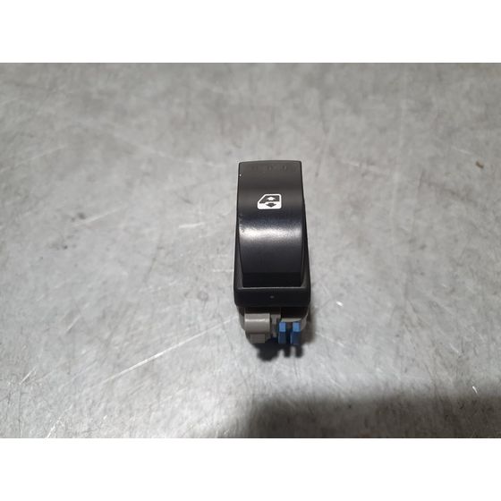 Mando Elevalunas Delantero Derecho Para Renault Master Kombi