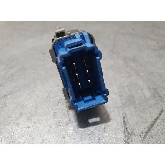 Mando Elevalunas Delantero Derecho Para Renault Master Kombi