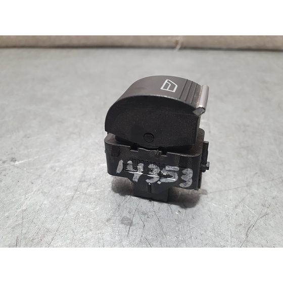 Mando Elevalunas Delantero Derecho Para Ford Fiesta