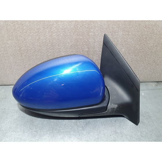 Retrovisor Derecho Para Chevrolet Cruze