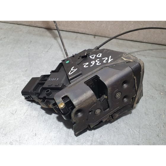 Cerradura Puerta Delantera Derecha Para Mazda 3 Berlina