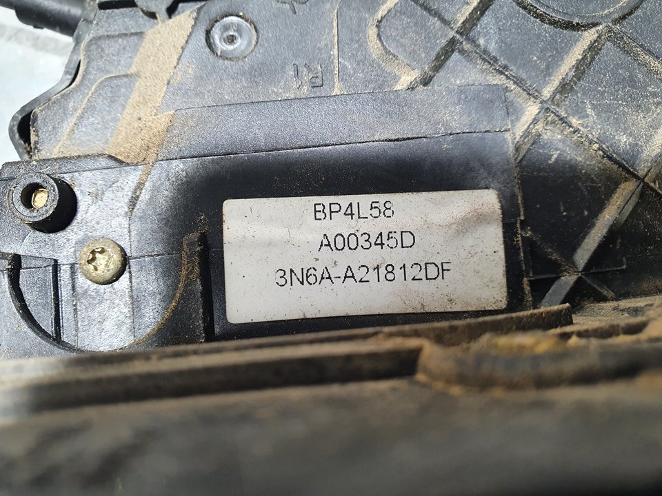 Cerradura Puerta Delantera Derecha Para Mazda 3 Berlina