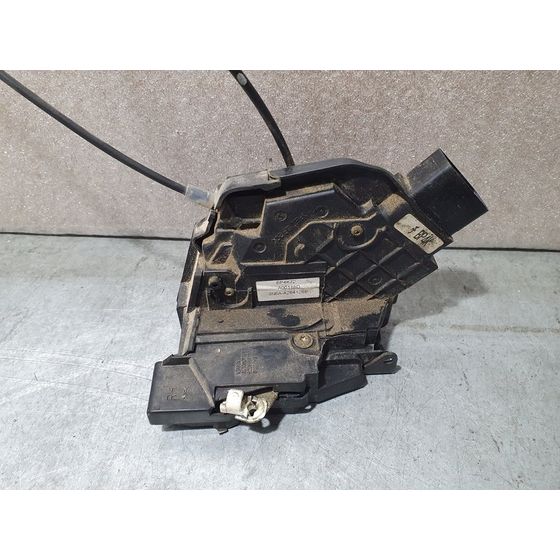 Cerradura Puerta Trasera Izquierda Para Mazda 3 Berlina