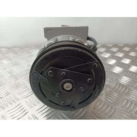 Compresor Aire Acondicionado Para Renault Master Kombi