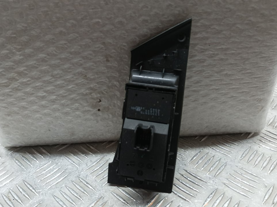 Mando Elevalunas Delantero Izquierdo  Para Opel Astra J Lim.