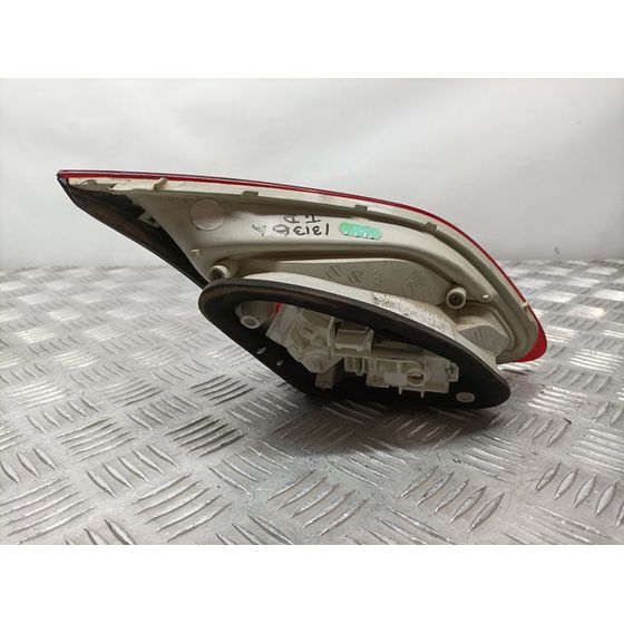 Piloto Trasero Derecho Para Opel Astra J Lim.