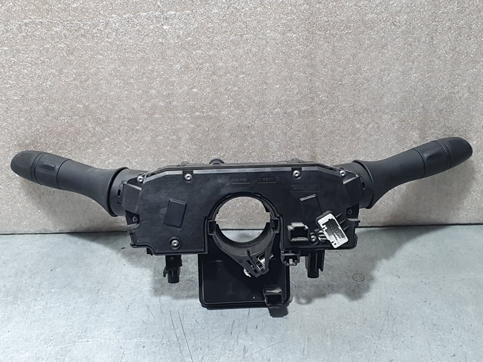 Mando Luces Y Limpia Para Nissan Micra V