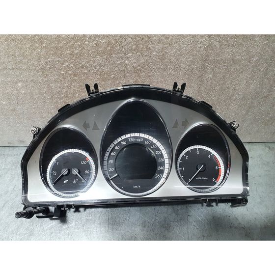 Cuadro Instrumentos para Mercedes-Benz Clase C (W204) Familiar