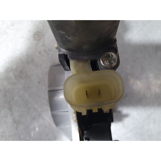 Elevalunas Delantero Derecho Para Kia Rio