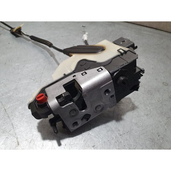 Cerradura Puerta Trasera Izquierda  Para Peugeot 2008