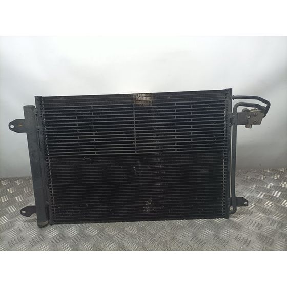 Condensador / Radiador Aire Acondicionado Para Skoda Superb Combi