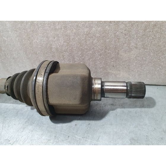 Transmision Delantera Izquierda Para Peugeot 5008