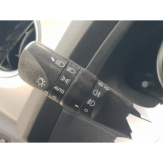 Mando Luces Y Limpia Para Toyota Auris