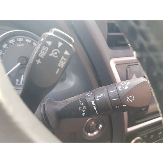Mando Luces Y Limpia Para Toyota Auris
