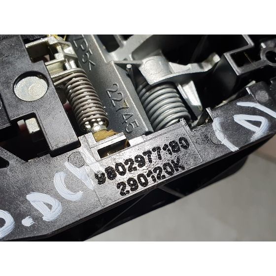 Maneta Exterior Delantera Derecha Para Opel Corsa F