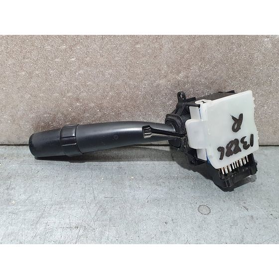 Mando Limpia Para Toyota Avensis Berlina