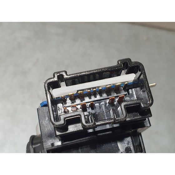 Mando Limpia Para Toyota Avensis Berlina