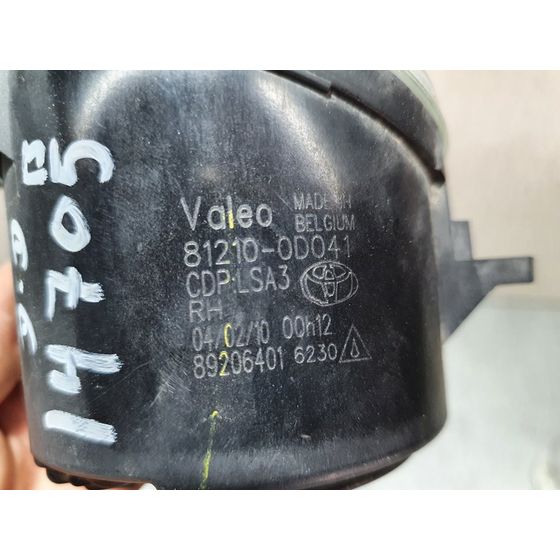 Faro Antiniebla Derecho Para Toyota Auris