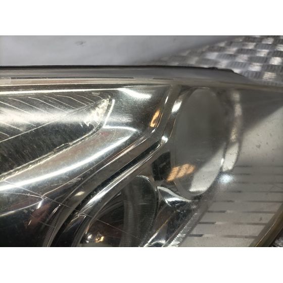 Faro Derecho Para Ford S-Max