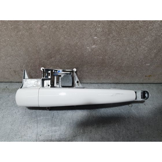 Maneta Exterior Delantera Derecha Para Peugeot 2008