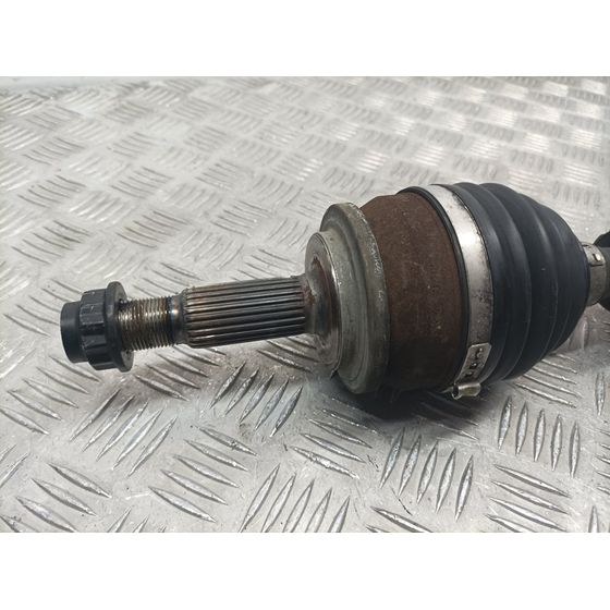 Transmision Delantera Izquierda Para Toyota Auris
