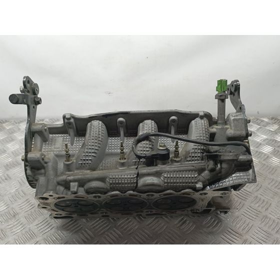 Culata para Peugeot 407 Coupe
