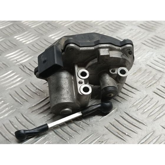 Accionador Tapa Turbulencia para Audi A5 Coupe (8T)