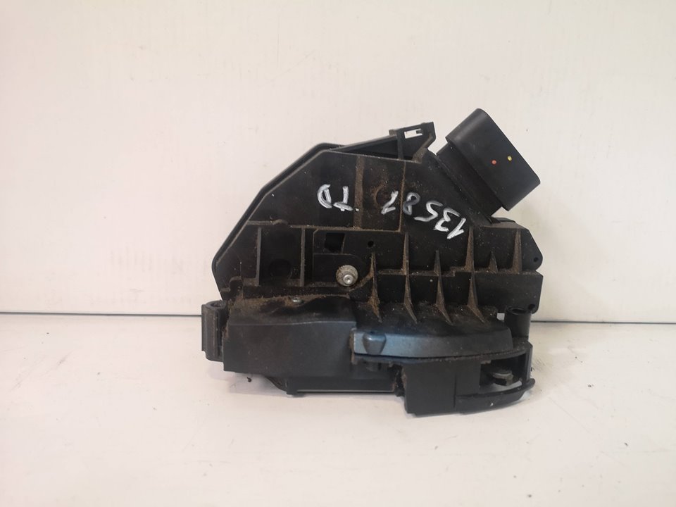 Cerradura Puerta Trasera Derecha  Para Ford Fiesta
