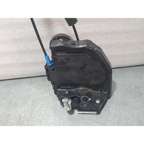 Cerradura Puerta Trasera Izquierda Para Toyota Corolla