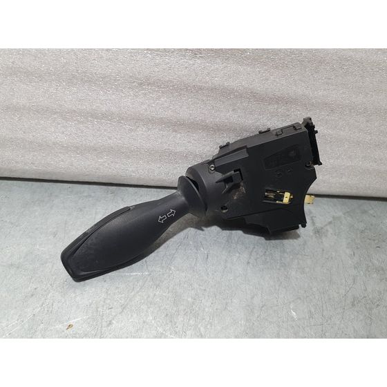 Mando Intermitentes para Ford Fiesta (Ccn)